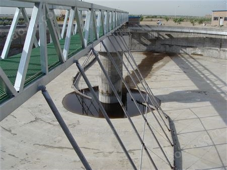 全桥式吸泥机工艺流程